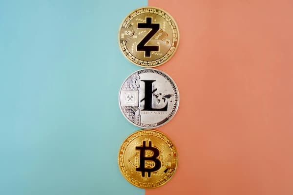 伦敦金图形红线和蓝线是什么意思